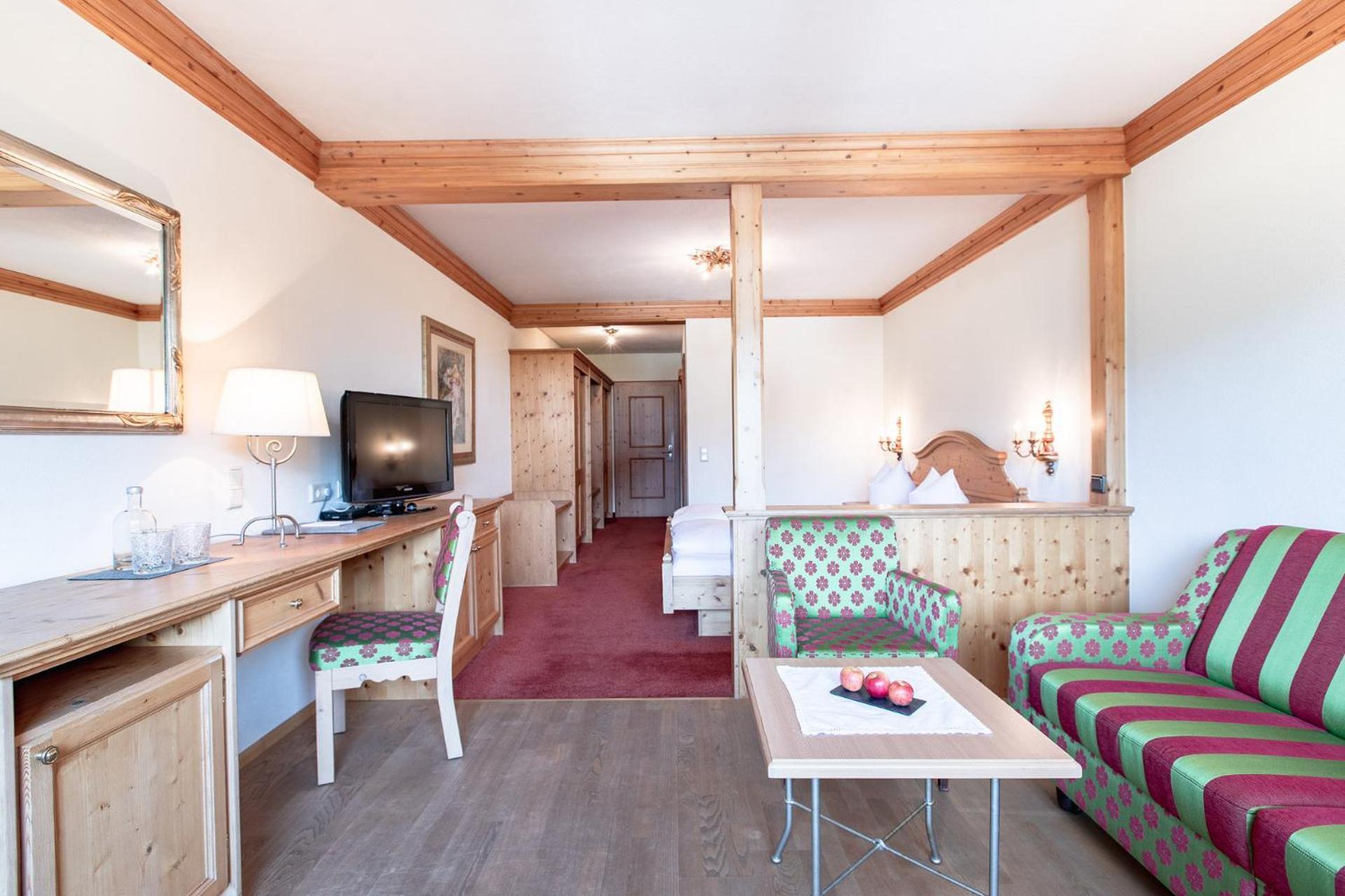Superior Hotel Alpenhof Flachau Bilik gambar